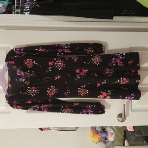 💗EUC~Beautiful Express Flowy, Flowery Dress
